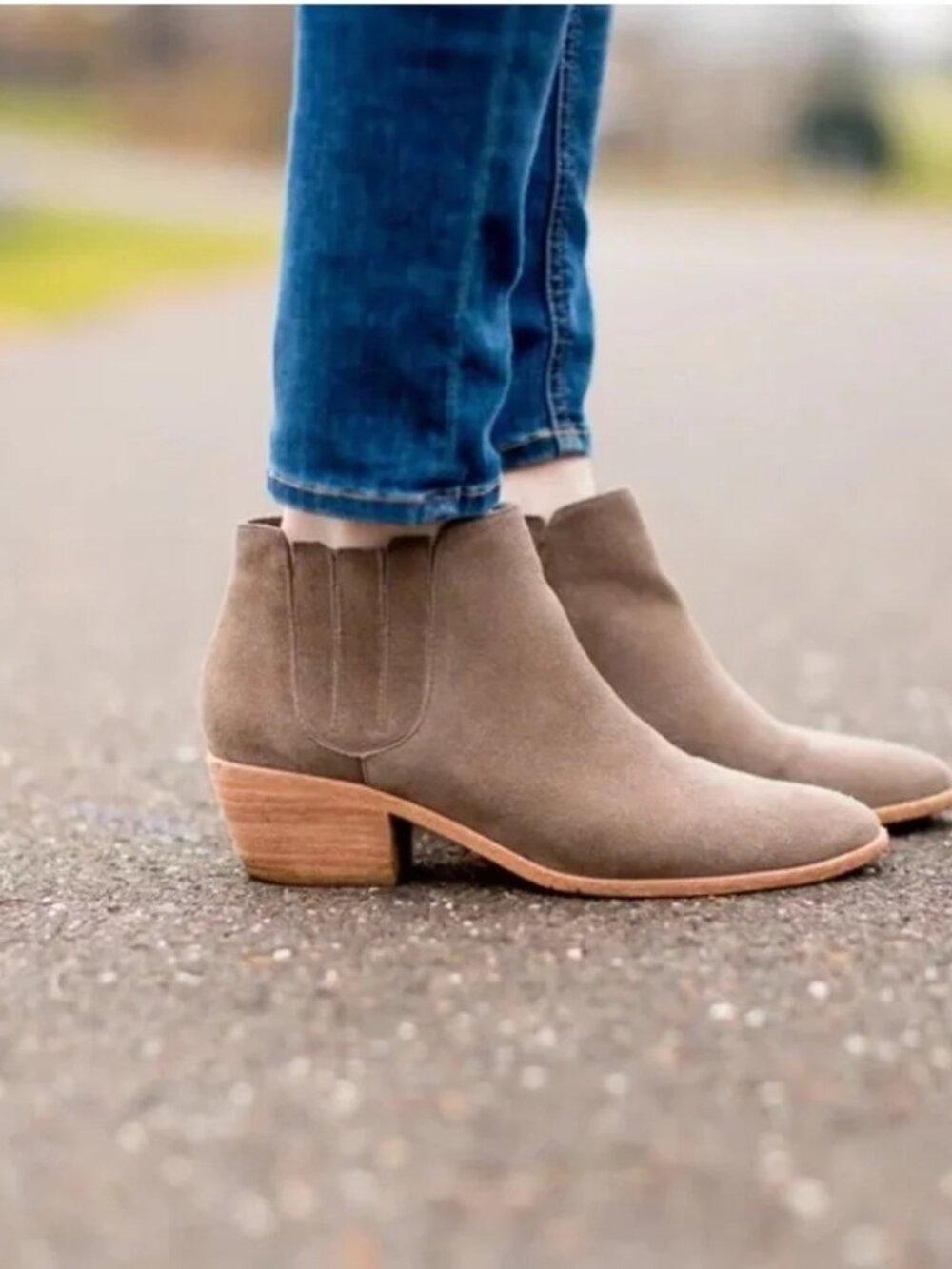 Joie "Barlow" Suede Bootie - Size EU 40 / US 9 - EUC